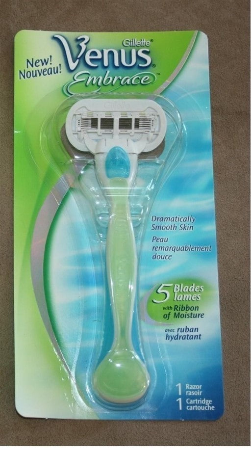 Gillette Venus Extra Smooth Green Women's 5-Blade Razor Handle with 2 Blade Refills